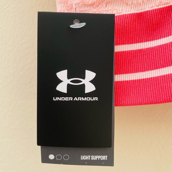 NWT: UNDER ARMOUR | Pink Padded Support Bras Size Medium - Picture 3 of 9